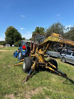 Nakladač uhnz 750 - 3
