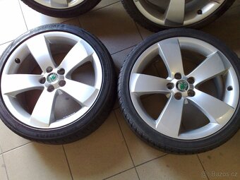 alu kola 5x100 r17 original škoda 205/40/17 - 3