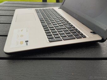 Notebook Asus VivoBook X540U - 3