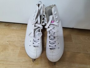 Brusle dívčí vel.35 - 3