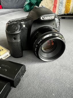 Canon EOS 60D + objektiv Canon 50mm 1.8f - 3