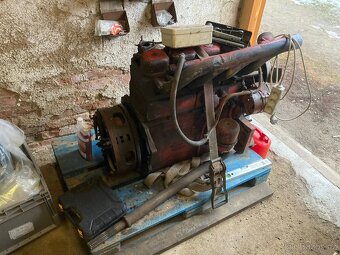 Zetor 7045 - rozdělaný projekt - 3