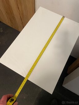 Koupelnové skříňky a zrcadlo - 3