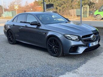 Mercedes-Benz E63 AMG 4MATIC+ - 3