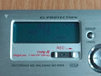SONY MZ-R909 - 3