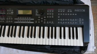 Workstation a syntezátor Yamaha MOX6 - 3