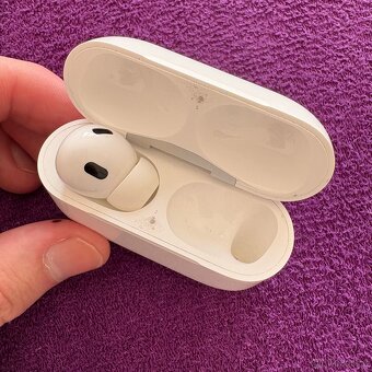 Apple AirPods Pro (2022) - 3