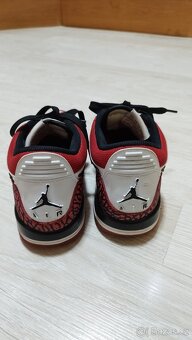 AIR Jordan Legacy 312 - 3