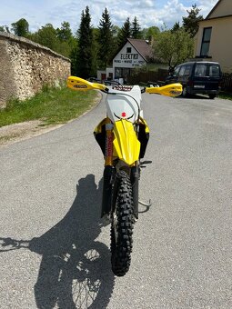 Suzuki RM-Z 450 - 3