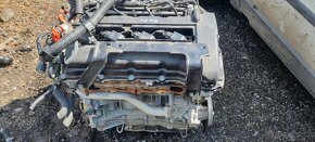 MITSHUBISHI OUTLANDER 2019R HYB 2,4 4B12 - 3