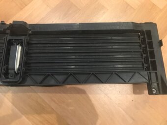 Žaluzie chladiče, mřížka ovládání vzduchu - 3