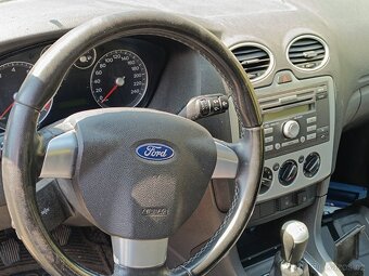 Ford Focus AC kombi r.07 1.6 Náhradní díly - 3