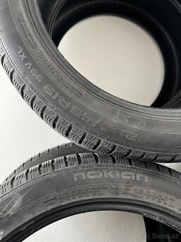 Nokian WR A4 235/45/19 zimní sada - 3