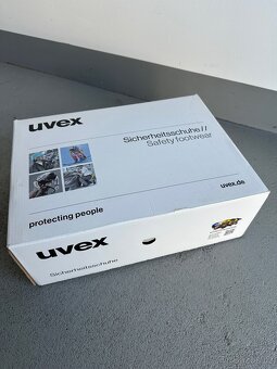 Pracovní boty UVEX - 3