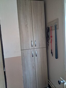 Prodám skříně + botníková stěna - 3