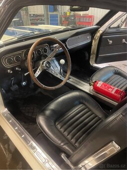 Ford Mustang Fastback 1966 - 3