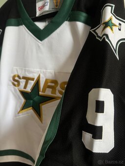 Mike Modano 9 Dallas Stars - 3