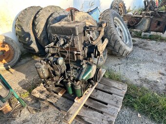 Kompletní motor Zetor 25 - 3