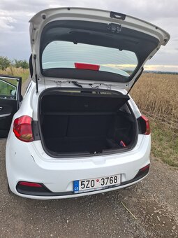 Prodám KIA CEE´D možný odpočet DPH - 3