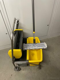 Úklidový vozík VERMOP - 3