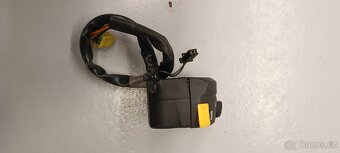 Levý přepínač suzuki - 3