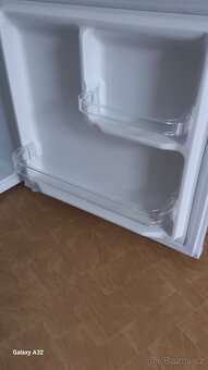 Prodám malou lednici - 3