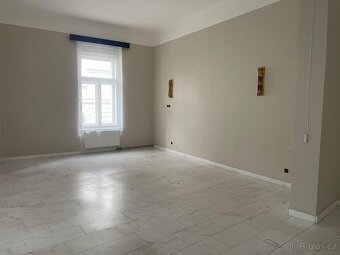 PRONAJMU KANCELÁŘE V CENTRU MĚSTA - 3