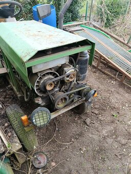 Prodám traktor domácí výroby - 3
