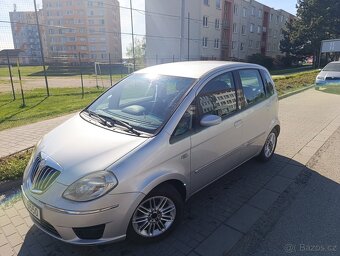 Lancia musa 1.4 benzin-lpg - 3
