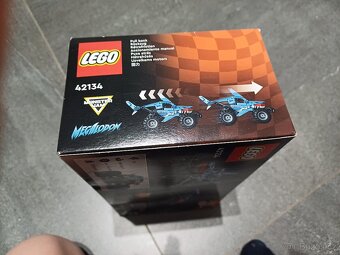 Lego technic Megalodon Monster Jam 42134 - 3