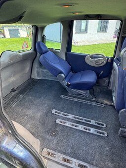 Ikona automobilismu - FIAT MULTIPLA 1.9 JTD - 3