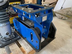 Vibrační deska na bagr Auger Torque 4-8 tun - 3