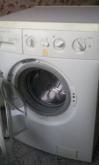 Pračka Zanussi-Aquacycle FA 1032 - 3