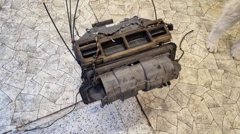 BMW E34 - topení - 3