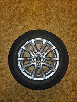 Orig. Mazda 3 kola 205/60 R16, letní pneu - 3