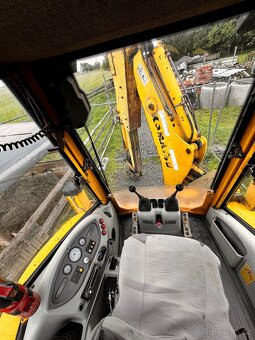 Komatsu WB 93 r - 3