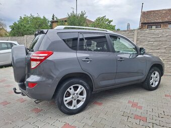 Toyota Rav4, 2,2D4D,110kW, nové vstřiky, tažné - 3