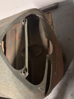 Nádrž zetor 4011 - 3