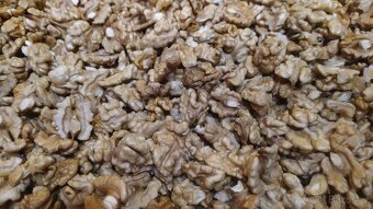 Vlašské ořechy loupané - 3