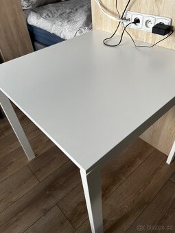 Jídelní stůl a židle - 3