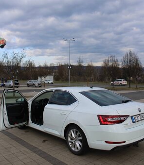 Škoda Superb 2017 - 3