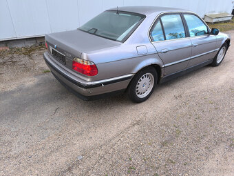 Bmw e38 728i 142kw veškeré náhradní díly z vozu - 3