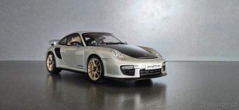 Autoart Porsche 911 (977) GT2 RS - 3