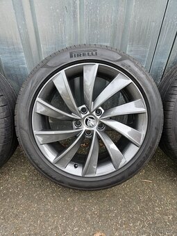 Letní alu kola Pegasus 18" Škoda Superb 235/45 R18 - 3