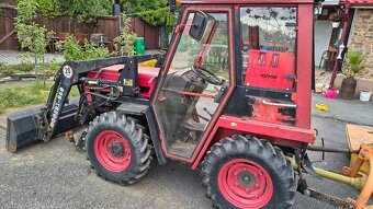 Traktor MT8-050 - 3