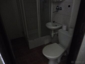 Pronájem samostatného pokoje s vlastním sociálním zařízením - 3