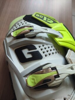 MX Kalhoty dresy Gaerne SG12 rukavice přilby - 3