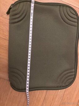Crumpler neoprenovy obal na pc - 3