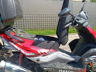 Skútr MAXON 125 - 3