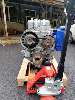 Motor Slavia 4S90A - 3